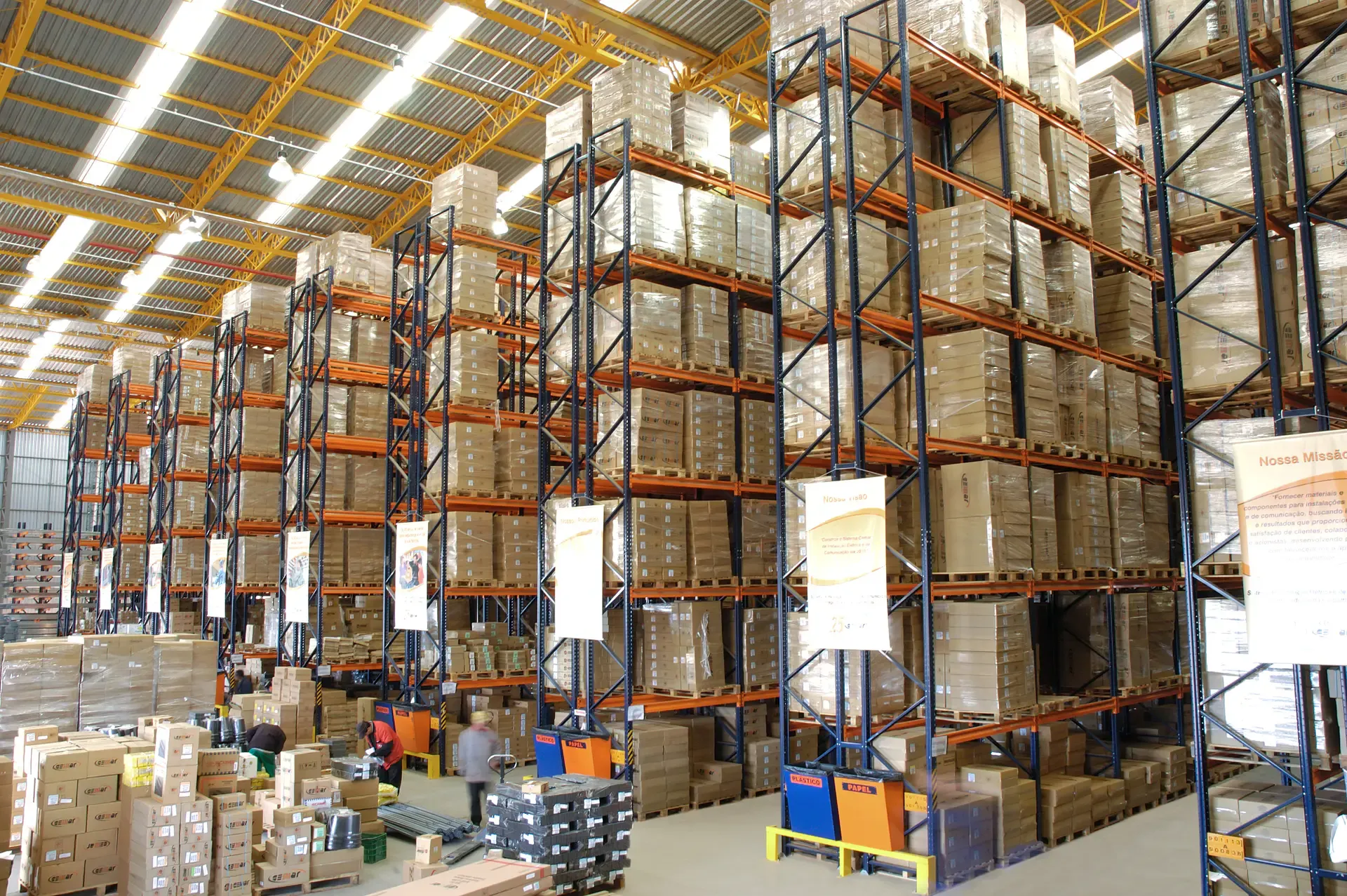 Armazenagem com estruturas modulares